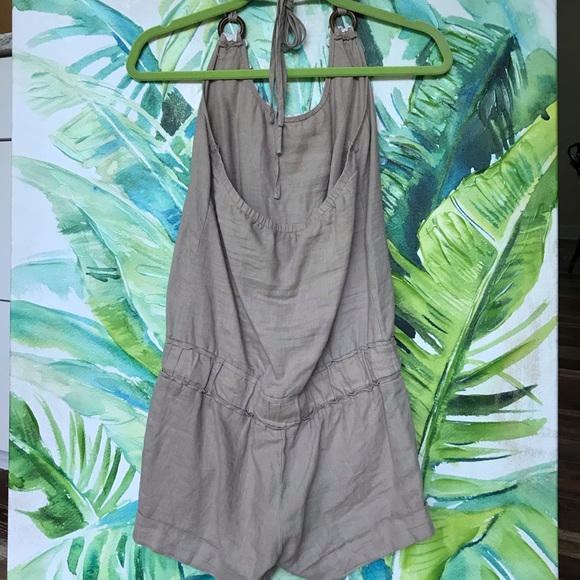 Linen/Crochet Romper 🍑 - Picture 3 of 6